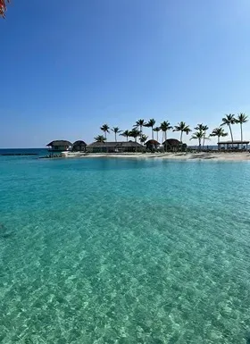 Huruelhi Island Male